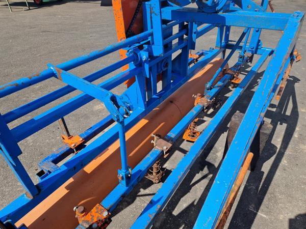 Grote foto desmyter preiponsmachine met 5 rijen agrarisch zaaimachines