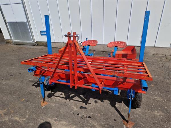 Grote foto desmyter plantmachine met 2 rijen agrarisch zaaimachines