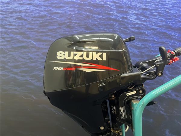 Grote foto suzuki 9.9 pk buitenboordmotor artikel nummer 0358 watersport en boten buiten en binnenboordmotoren