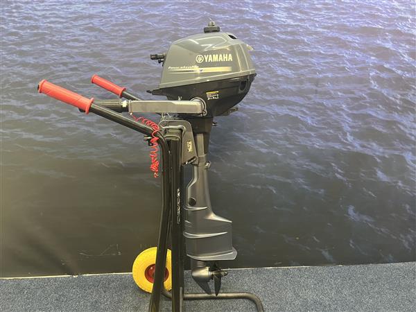 Grote foto yamaha 2.5 buitenboordmotor artnr. 3516 langstaart gebruikt watersport en boten buiten en binnenboordmotoren