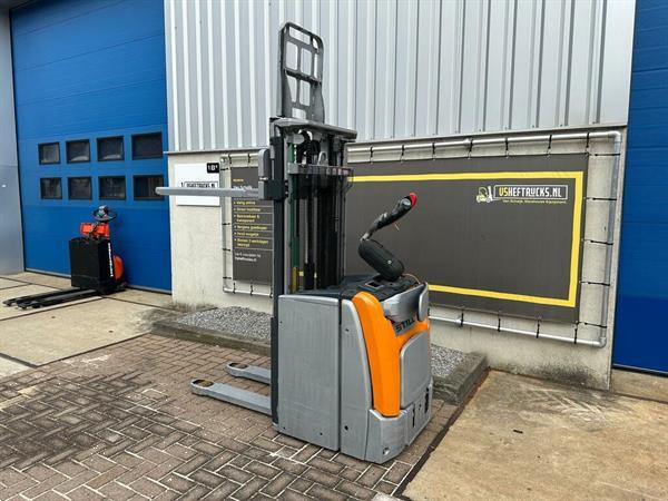 Grote foto vs 21803 elektrische triplex stapelaar still exv sf16 4.266mm bj2019 doe het zelf en verbouw hefwerktuigen