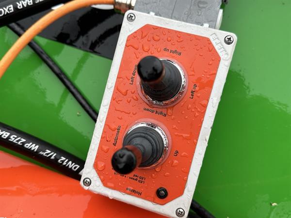Grote foto holaras um210 f uienloofklapper agrarisch oogstmachines