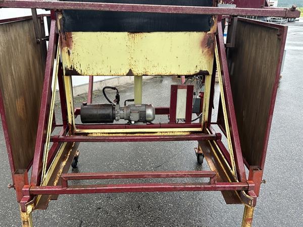 Grote foto vdr kk120 kistenkantelaar met doseertransportband agrarisch tuinbouw