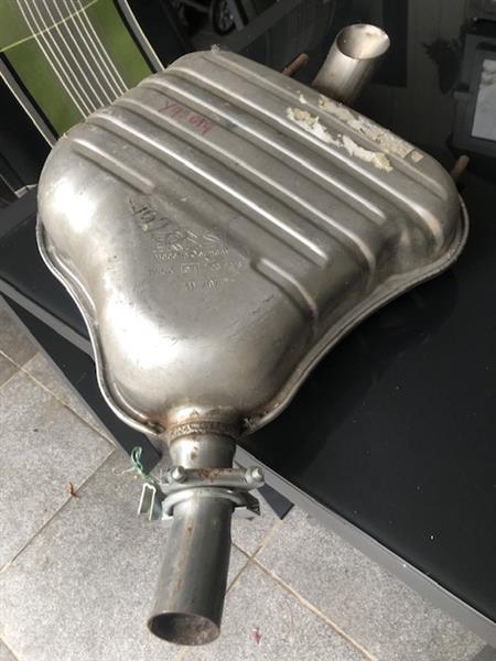 Grote foto laatste pot uitlaat opel vectra. auto onderdelen uitlaatsystemen