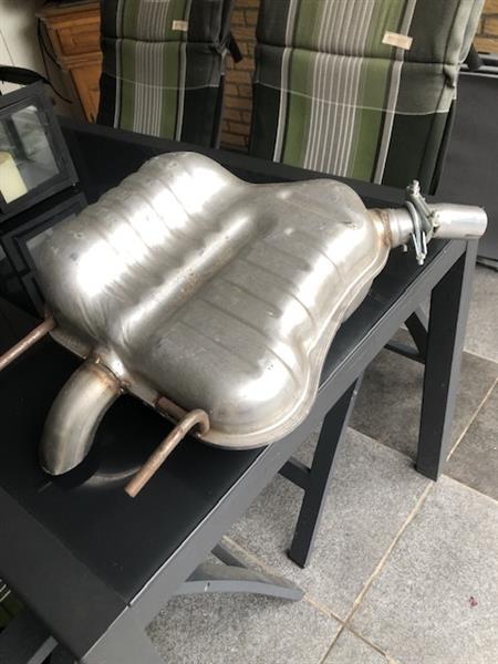 Grote foto laatste pot uitlaat opel vectra. auto onderdelen uitlaatsystemen