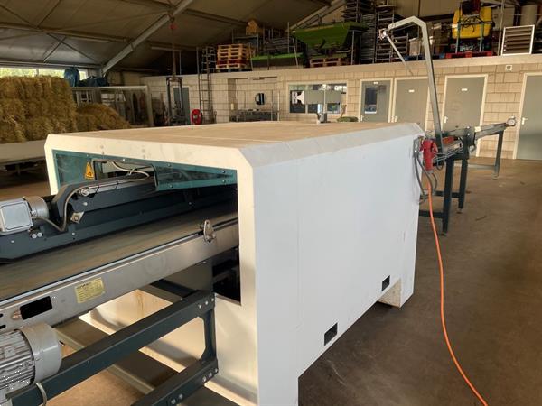 Grote foto havatec qb2 bloemenboslijn voor zomerbloemen zoals pioenrozen en lelies agrarisch tuinbouw