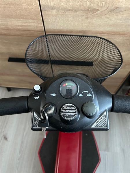 Grote foto te koop capri 3 wiel scootmobiel diversen brommobielen en scootmobielen