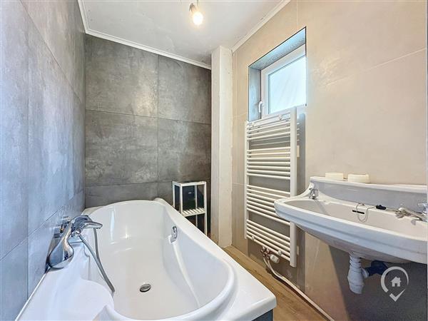 Grote foto houmart vos agences vastgoed in de ardennen huizen en kamers bestaand europa