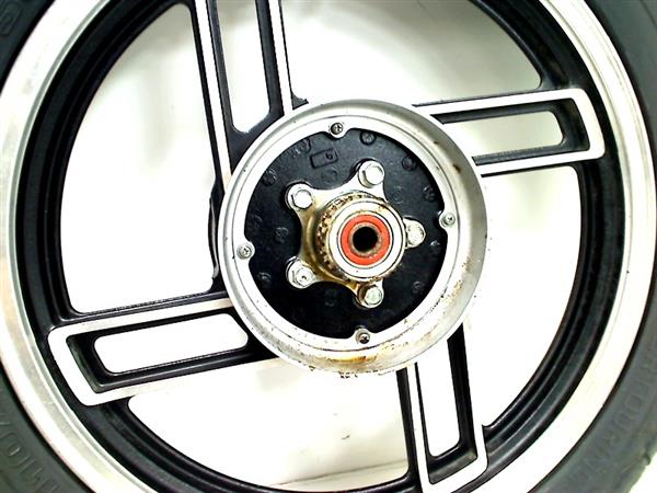 Grote foto yamaha xz 550 43h6 achtervelg motoren overige accessoires