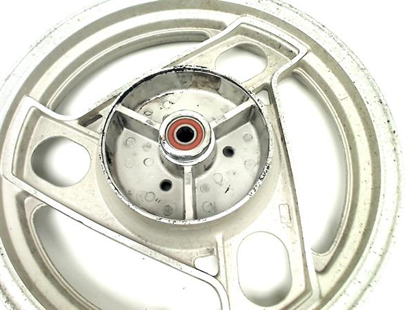 Grote foto yamaha yx 600 radian 1986 1990 43h6 achtervelg motoren overige accessoires