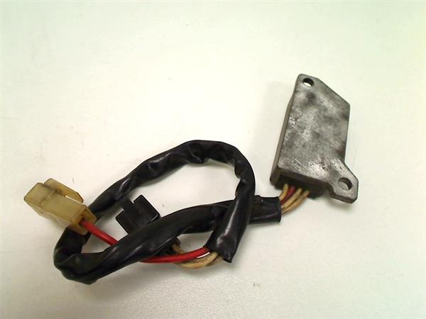 Grote foto yamaha xv 535 virago 439c spanningsregelaar sh569a 12 motoren overige accessoires