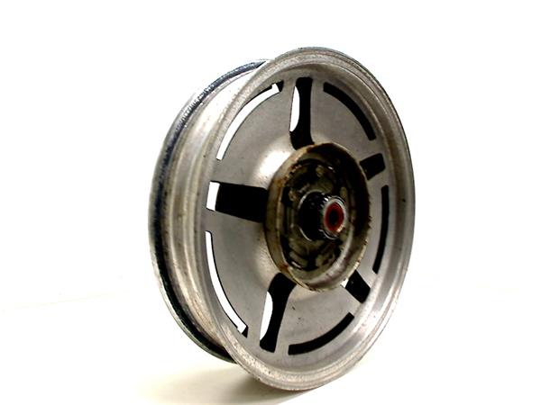 Grote foto yamaha xj 700 maxim x 1986 43h6 achtervelg motoren overige accessoires