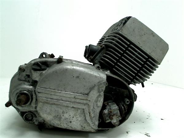 Grote foto yamaha r5 1970 1972 439v motorblok r5 126205 motoren overige accessoires