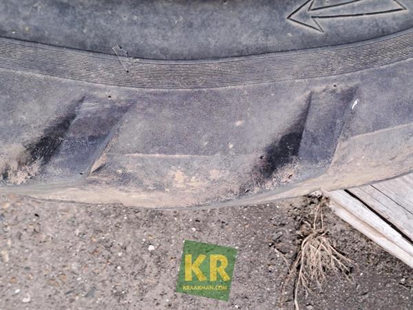 Grote foto john deere 8.3 8r36 x2 29022 agrarisch wielen