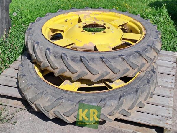 Grote foto john deere 8.3 8r36 x2 29022 agrarisch wielen