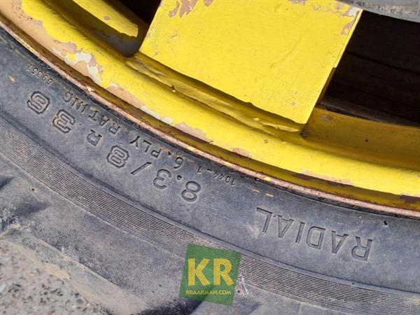 Grote foto john deere 8.3 8r36 x2 29022 agrarisch wielen