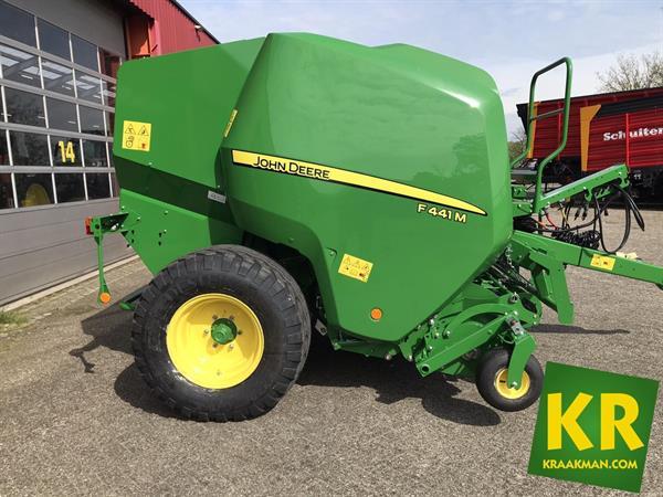 Grote foto john deere f441m 27887 agrarisch persen