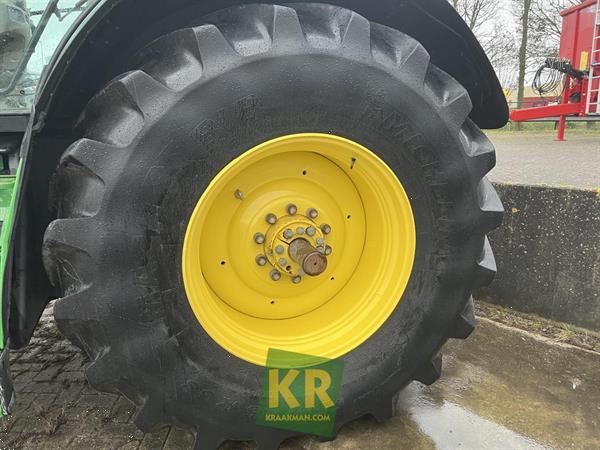 Grote foto john deere 6215r 30354 agrarisch tractoren