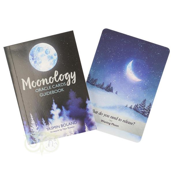 Grote foto moonology oracle cards yasmin boland engelstalig boeken overige boeken