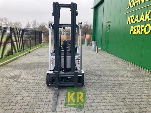 Grote foto still rx 20 20pl elekt. heftruck 26780 agrarisch akkerbouw