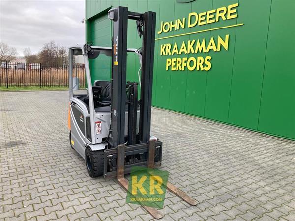 Grote foto still rx 20 20p elekt. heftruck 19887 agrarisch akkerbouw