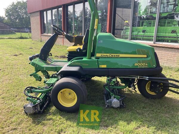 Grote foto john deere 8000a e cut 20387 agrarisch akkerbouw