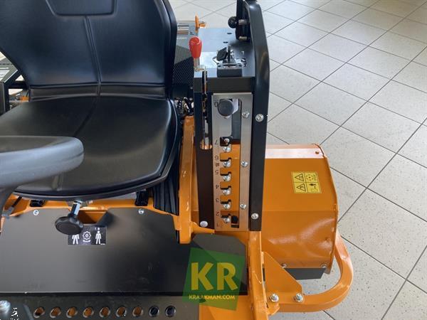 Grote foto as motor 1040 yak 4wd 28781 agrarisch akkerbouw