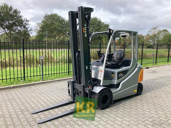 Grote foto still rx 60 35l 28591 agrarisch akkerbouw