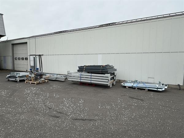 Grote foto sorma lege palletvoorraad met portaal en shuttle agrarisch tuinbouw