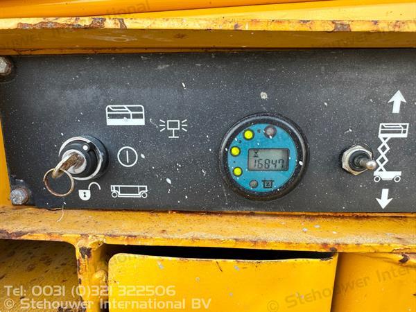 Grote foto haulotte compact 10 hoogwerker schaarhoogwerker doe het zelf en verbouw hoogwerkers