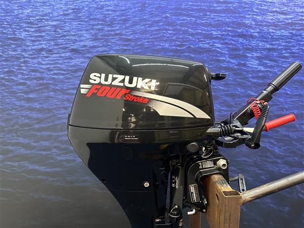 Grote foto suzuki 15 pk buitenboordmotor artikel nummer 2633 kortstaart watersport en boten buiten en binnenboordmotoren