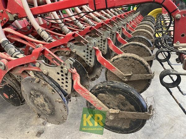 Grote foto kverneland zaaibalk overig 280409 agrarisch akkerbouw