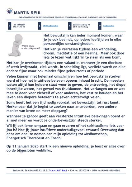 Grote foto probeer elke keer als je tegen de lamp loopt paranormaal mediums