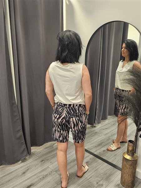 Grote foto travel shorts animals print 2423 black kleding dames spijkerbroeken en jeans