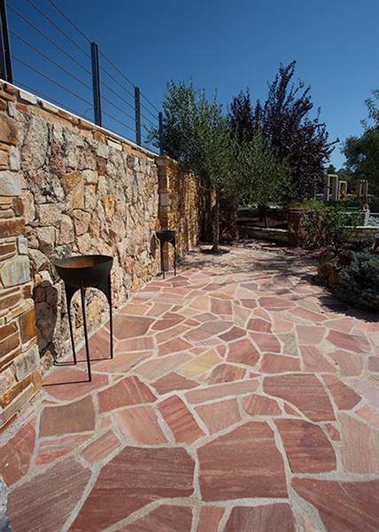Grote foto flagstones brasil rosso 2 5 4 cm dik tuin en terras tegels en terrasdelen