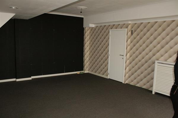 Grote foto te huur bedrijfsruimte in valkenswaard zakelijke goederen bedrijfs onroerend goed