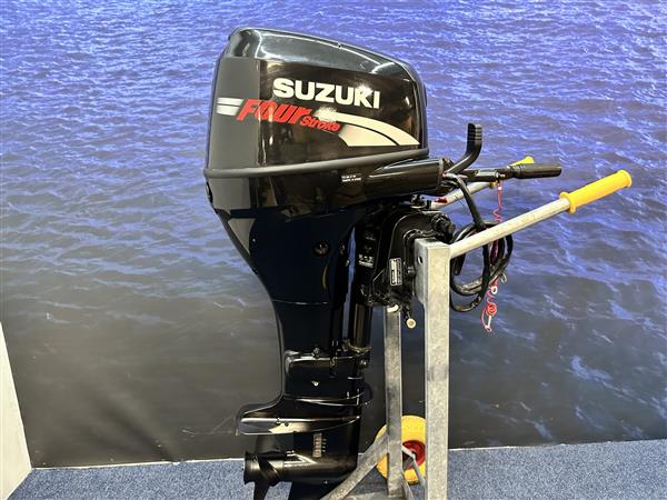 Grote foto suzuki 25 artikel nummer 2397 langstaart elektrische start watersport en boten buiten en binnenboordmotoren
