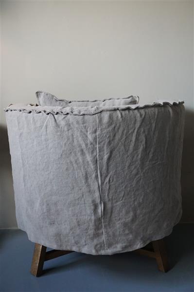 Grote foto fauteuil dirk kussen linnen aura peeperkorn huis en inrichting woningdecoratie