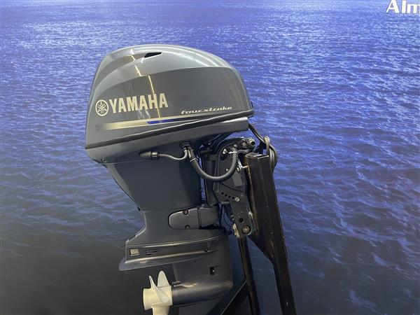 Grote foto yamaha 40 pk artikelnummer 7151 kort staart powertrim watersport en boten buiten en binnenboordmotoren