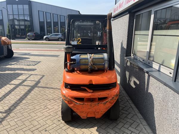 Grote foto linde h30t 03 triplo 430 freelift sideshift vorkversteller lpg 2002 agrarisch heftrucks