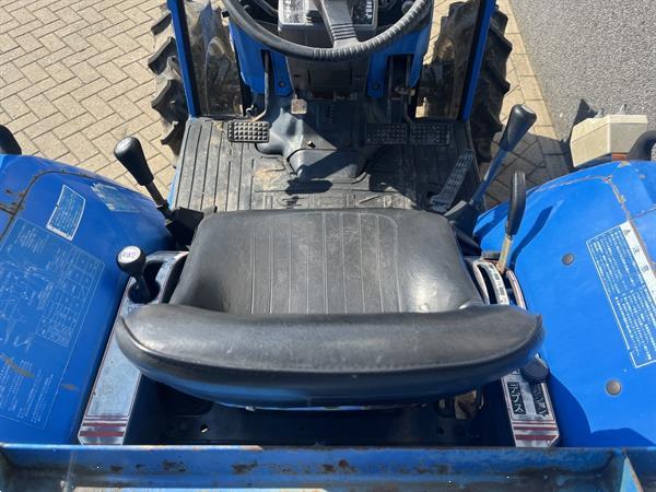 Grote foto minitractor midetractor iseki ta275f 4x4 diesel minitrekker agrarisch tractoren