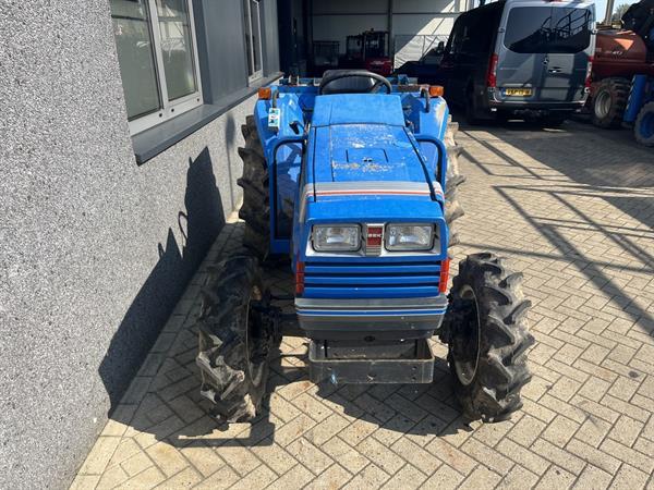 Grote foto minitractor midetractor iseki ta275f 4x4 diesel minitrekker agrarisch tractoren