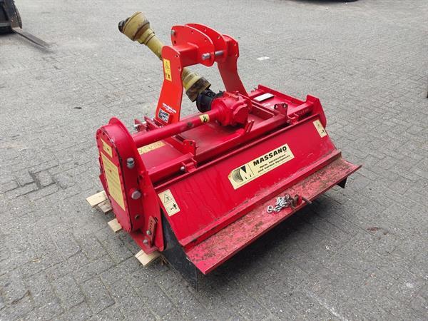 Grote foto massano fm 130 grondfrees agrarisch akkerbouw