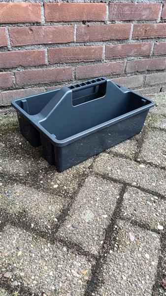 Grote foto nieuwe poetsbakken in diverse kleuren dieren en toebehoren stalling en weidegang