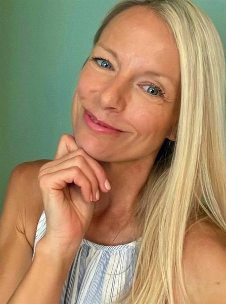 Grote foto mag kan ik bij jou mezelf zijn contacten en berichten vrouw zoekt man