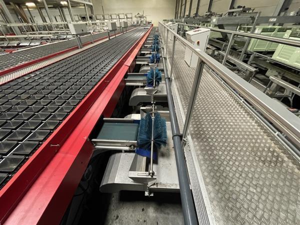 Grote foto aweta 2xg av 8 36 1 sorteerlijn voor appels en peren met 2 x 8 banen en 32 uitgangen agrarisch tuinbouw