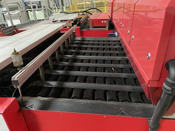 Grote foto aweta 2xg av 8 36 1 sorteerlijn voor appels en peren met 2 x 8 banen en 32 uitgangen agrarisch tuinbouw