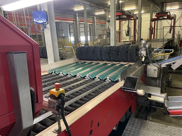 Grote foto aweta 2xg av 8 36 1 sorteerlijn voor appels en peren met 2 x 8 banen en 32 uitgangen agrarisch tuinbouw