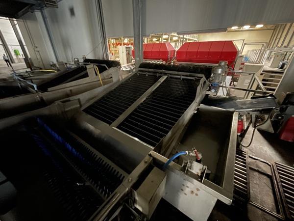 Grote foto aweta 2xg av 8 36 1 sorteerlijn voor appels en peren met 2 x 8 banen en 32 uitgangen agrarisch tuinbouw