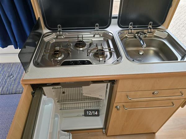 Grote foto chateau caratt 390 kd 2003 kast stapelbed mover caravans en kamperen caravans